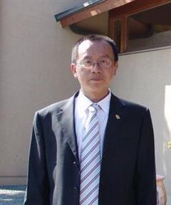 周京南：全聯(lián)藝術(shù)紅木家具專委會專家顧問、明清宮廷家具專家