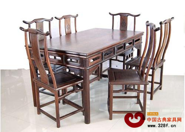 備受小資群體喜愛雞翅木家具