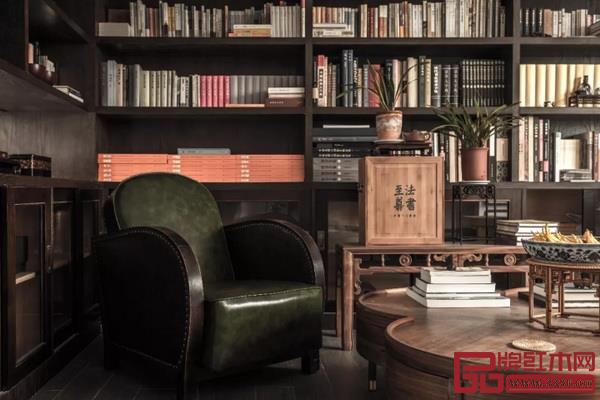 中西方風格可以在一個空間里交融 中西方風格可以在一個空間里交融