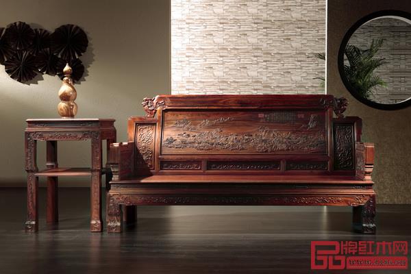 傳統(tǒng)古典款式紅木家具(紅古軒供圖) 傳統(tǒng)古典款式紅木家具(紅古軒供圖)