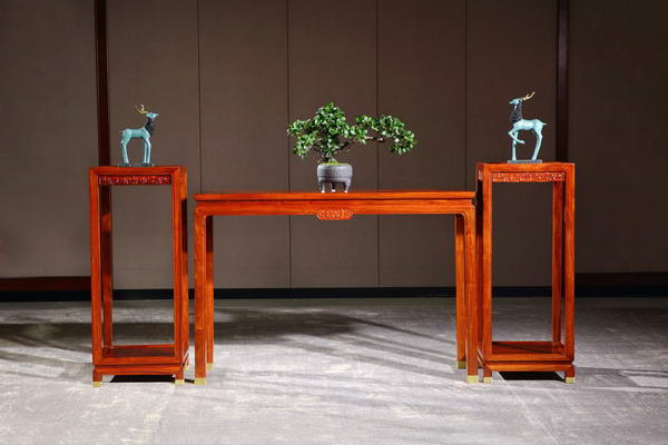 新明紅木：把握核心，穩(wěn)中求勝