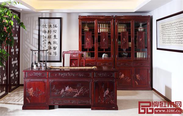 圖片來(lái)源：中信紅木書(shū)房空間