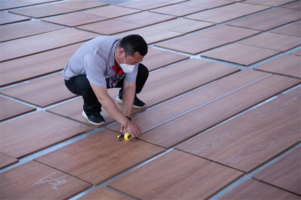 巧奪天工做家具堅持“一木一器” 巧奪天工做家具堅持“一木一器”