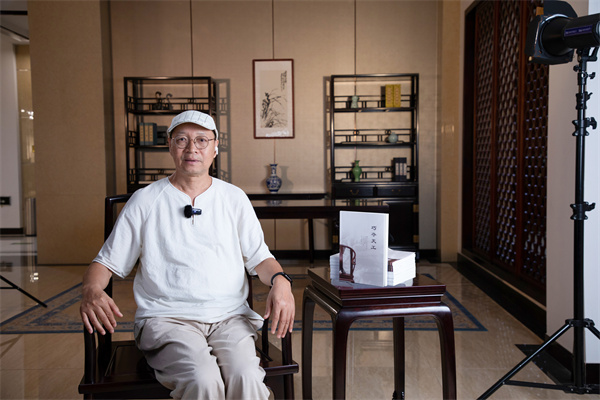 清華大學家具設計高研班特邀教授彭亮 清華大學家具設計高研班特邀教授彭亮