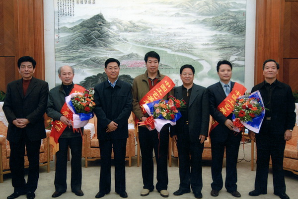 工藝美術(shù)大師林慶財(cái)：傳承古典家具技藝的守藝人