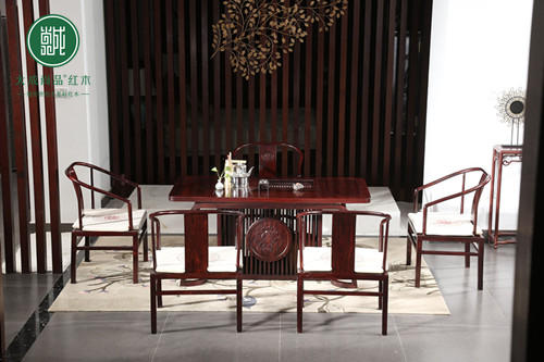 誠(chéng)信紅木品牌大成尚品：以“誠(chéng)”為印，精琢傳世紅木風(fēng)骨