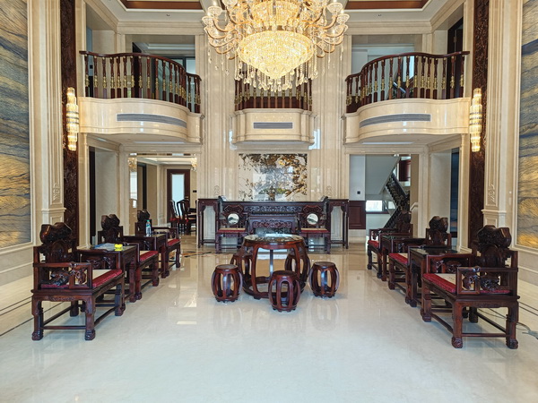 萬(wàn)事紅紅木：以精品墨西哥微凹黃檀，打造高端定制家具典范