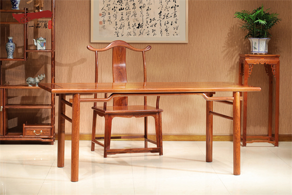 一品居 | 如果只選一件紅木家具，為何書房家具是首選？