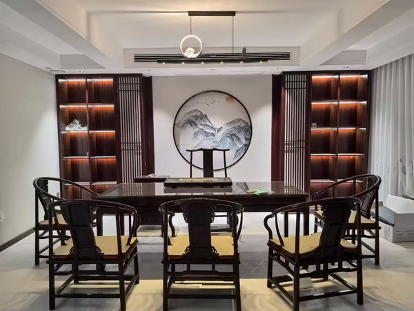 萬事紅紅木對產(chǎn)品與服務(wù)質(zhì)量的嚴(yán)格把控