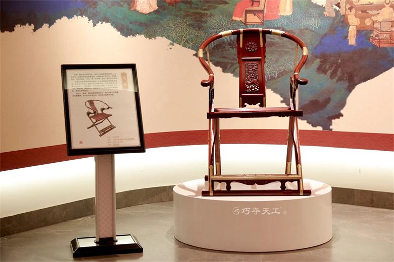 巧奪天工紅木 | 一件傳世精品，何以成為中國人的社交詩篇？