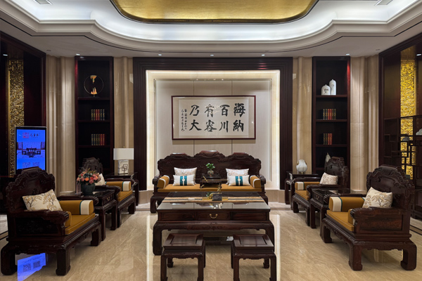 萬(wàn)事紅紅木：微凹黃檀領(lǐng)域的匠心堅(jiān)守者