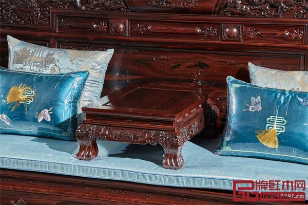 萬(wàn)事紅紅木