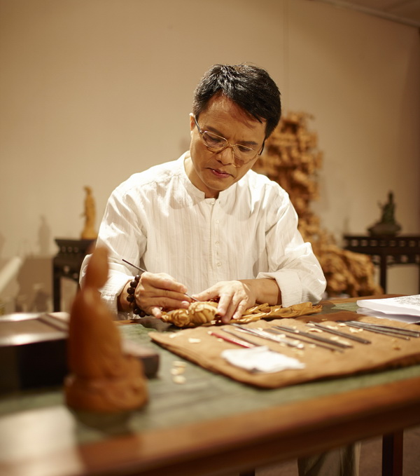 中國工藝美術(shù)大師、大家之家創(chuàng)始人林慶財 中國工藝美術(shù)大師、大家之家創(chuàng)始人林慶財