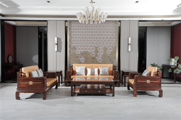 闊葉黃檀家具熱門品牌鼎遠(yuǎn)辰紅木：三大鐵律，鑄就闊葉黃檀領(lǐng)軍傳奇