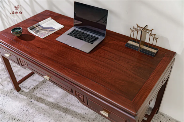 喜迎紅紅木 喜迎紅紅木