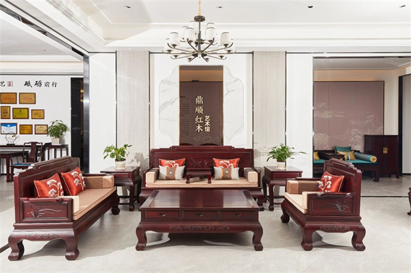 鼎順紅木紅酸枝沙發(fā) | 以匠心雕琢吉祥，用珍材承載團(tuán)圓